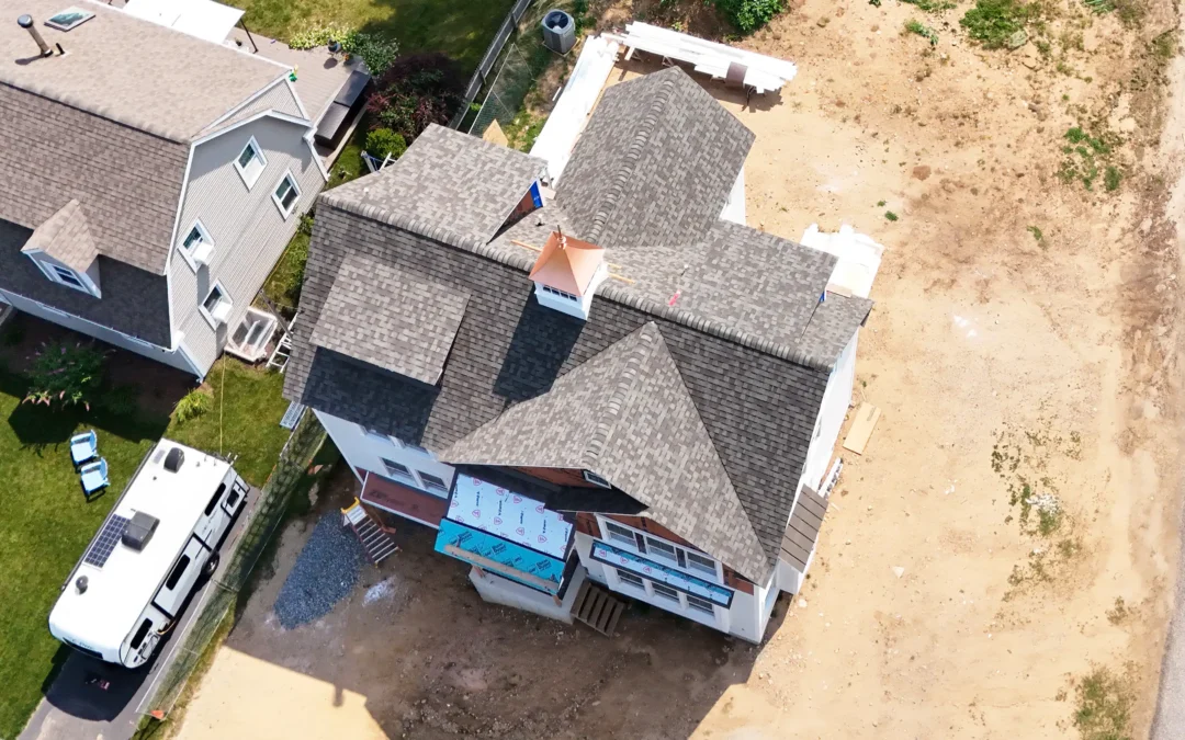 Choosing the Right CT Shoreline Roofing Company: What Homeowners and Builders Need to Know